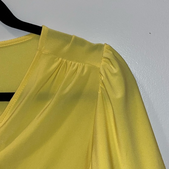 Anne Klein Yellow Gold Button Down Short Sleeve Blouse Shirt NWT Ladies XS - Picture 6 of 7